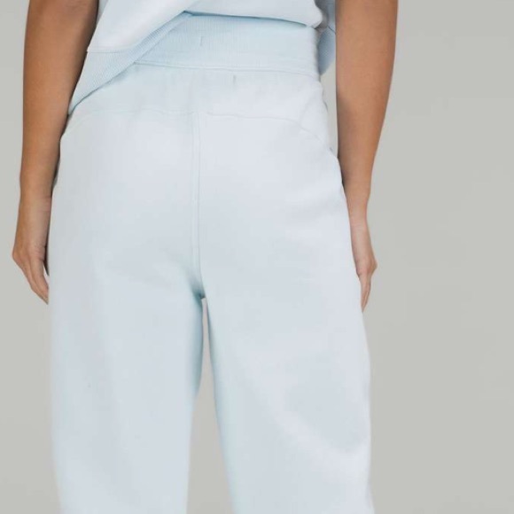 Lululemon Scuba Relaxed-Fit High-Rise Jogger Powder Blue Size 4 - Picture 5 of 16